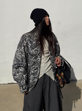 grape wang    原创浮雕立体满印女短款蝙蝠袖上衣潮流夹克外套