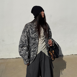 grape wang    原创浮雕立体满印女短款蝙蝠袖上衣潮流夹克外套