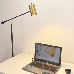 北欧轻奢高级感氛围简约立灯客厅沙发艺术工作阅读护眼射灯落地灯