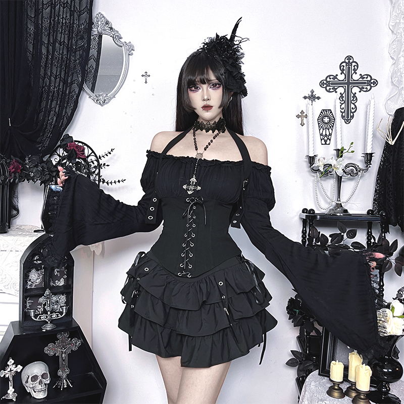 哥特风一字肩复古喇叭袖挂脖上衣