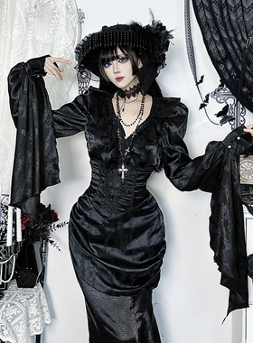 希与STUDIO万圣节cos公爵夫人哥特风穿搭轻亚文化长裙女V领连衣裙