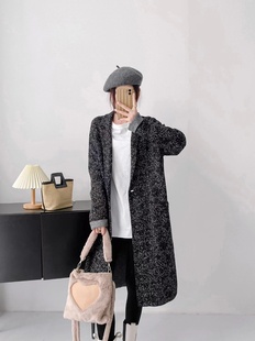 休闲调调 拉风的款 优雅气质雪花点夹花中长款针织风衣外套女