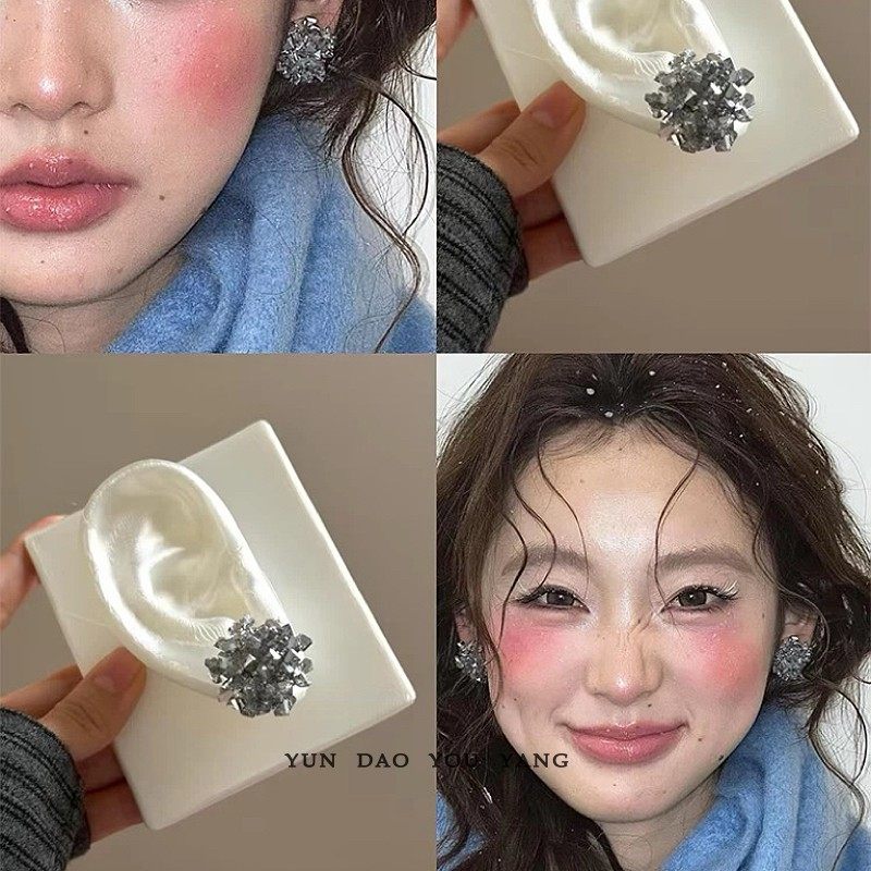 烟花物语！韩国精致串珠高级感爆闪银色绣球耳钉无耳洞蚊香盘耳夹