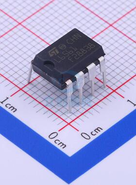 AC-DC控制器和稳压器 L6561 DIP-8 ST 全新原装进口