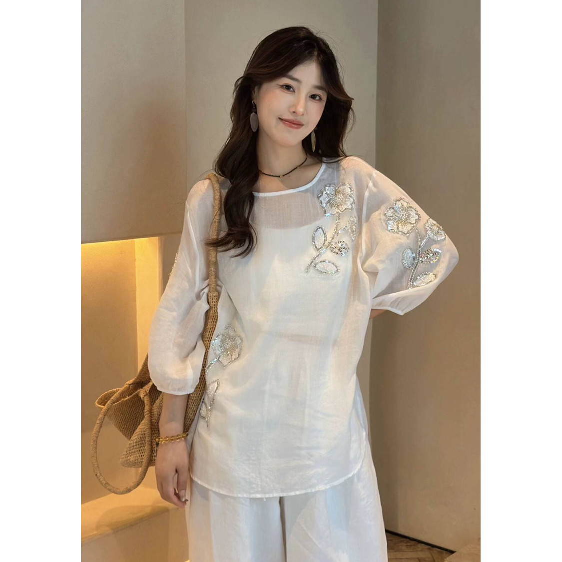 高端重工钉珠苎麻衬衫女宽松套头慵懒风七分袖白色上衣