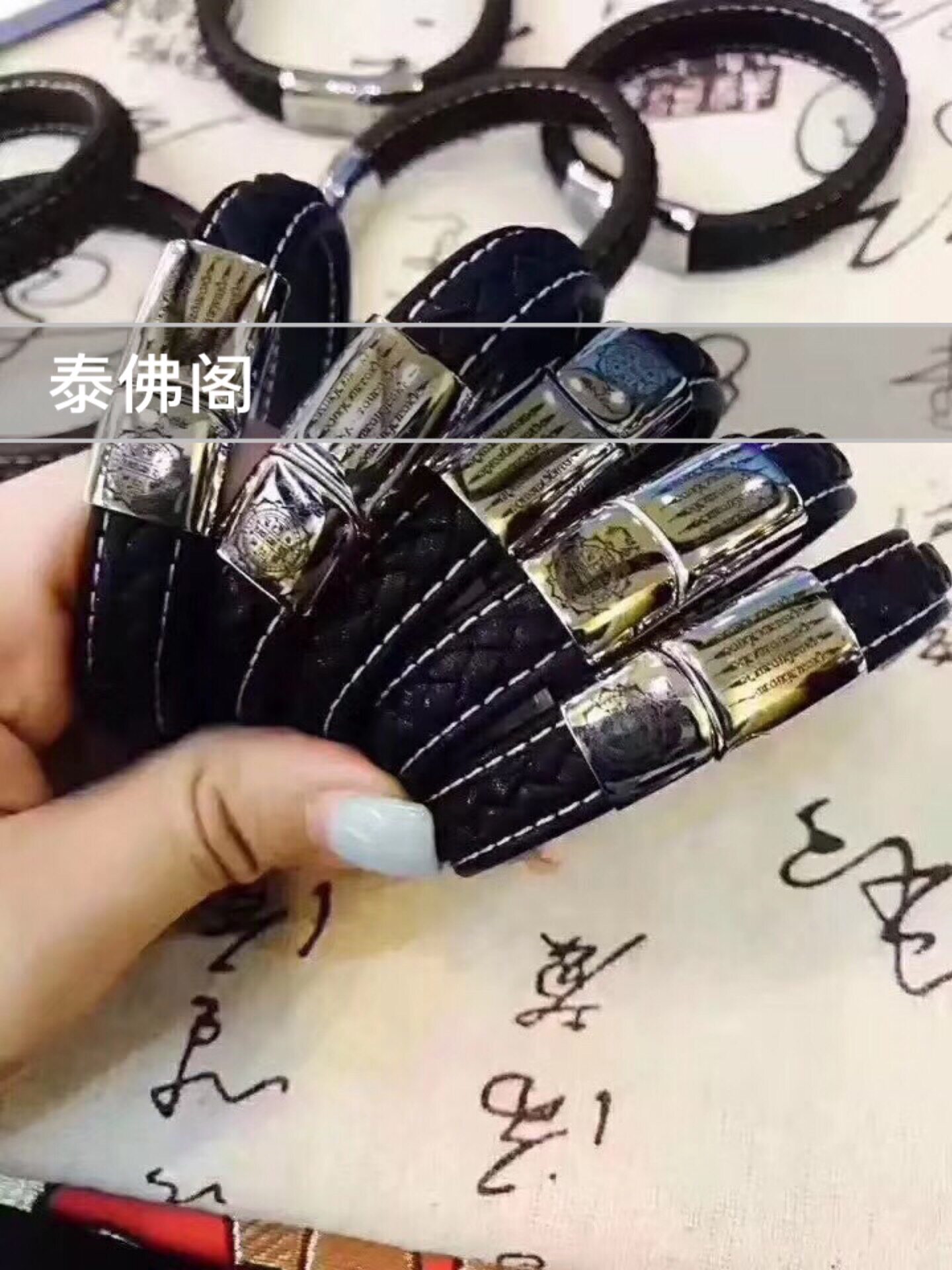 泰国佛pai    阿赞力矿 申牛手镯 莲花五条经文手环 手链 情侣款