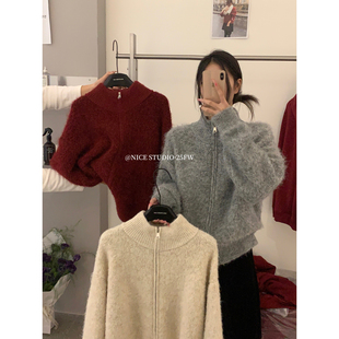 新款 2025冬季 甜美中领拉链纯色毛衣女E8461 STUDIO 奶思家NICE