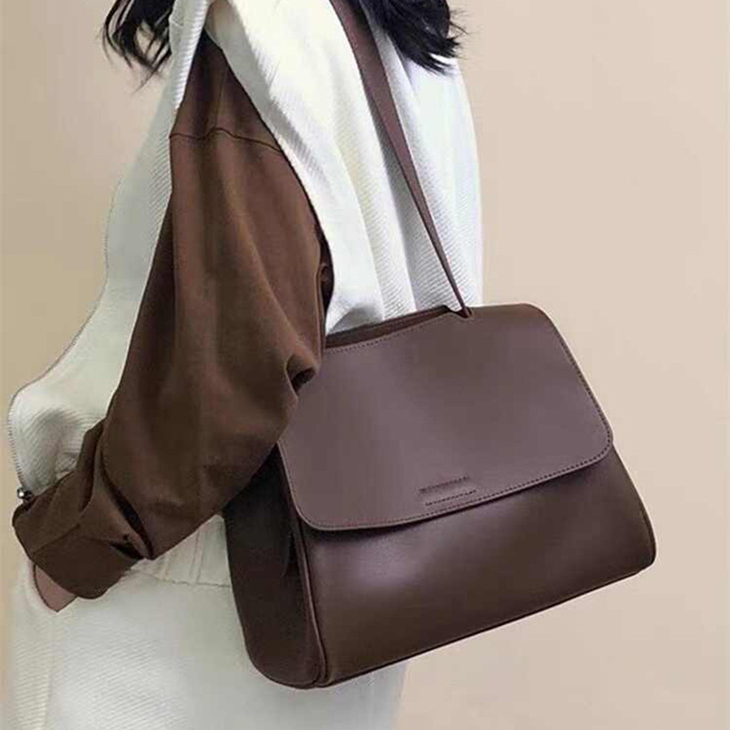 2025新款真皮女包高级感手提单肩包牛皮简约时尚大容量百搭斜挎包