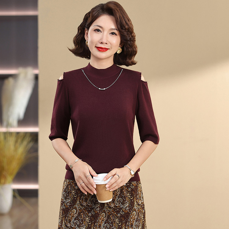 年轻妈妈早秋薄款镂空钉珠套装