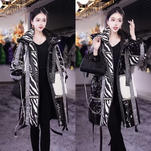 2025年新款冬装欧货时尚设计感撞色拼接亮片羽绒服女加厚宽松外套