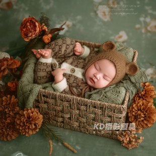 儿童摄影服装新生的儿拍照道具满月婴儿拍摄背景影楼初生宝宝主题