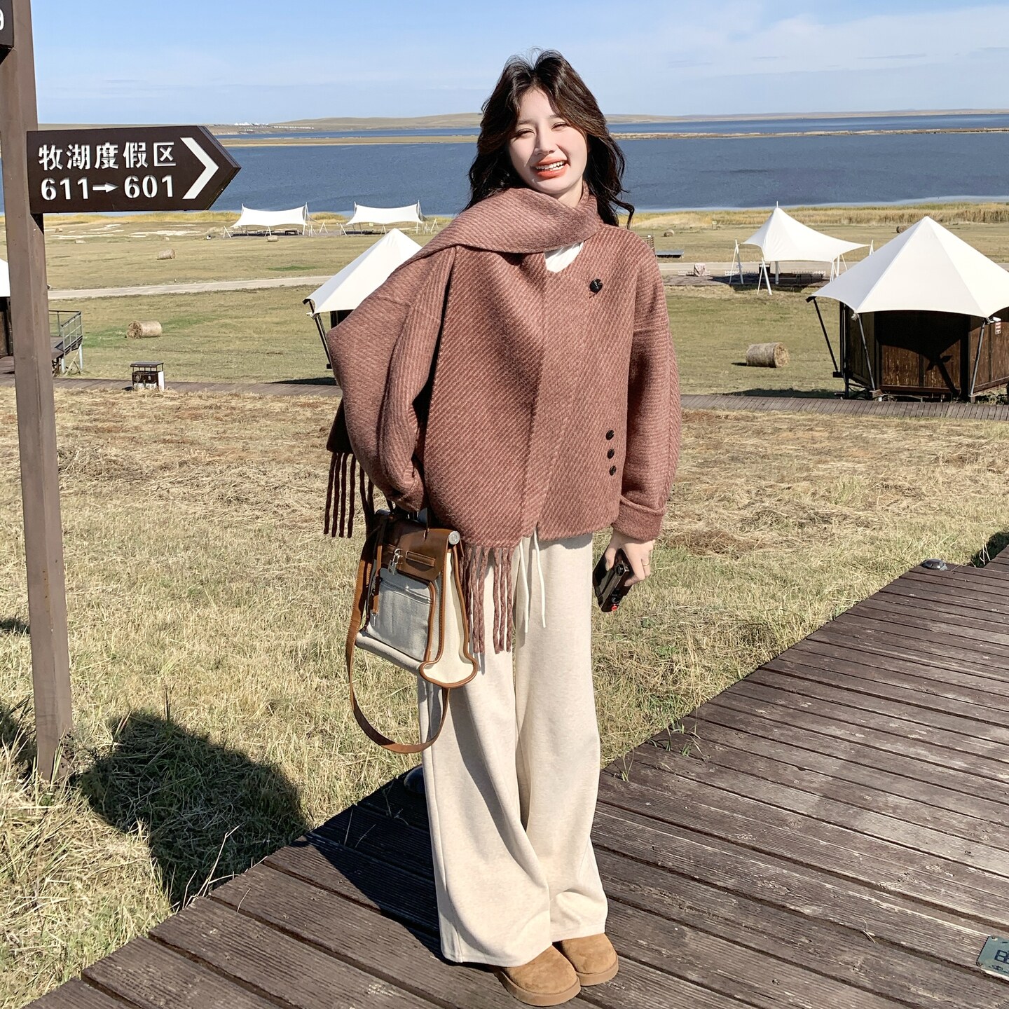 2025年秋冬季新款韩版休闲百搭围巾双面羊绒外套女超好看显瘦呢子图片