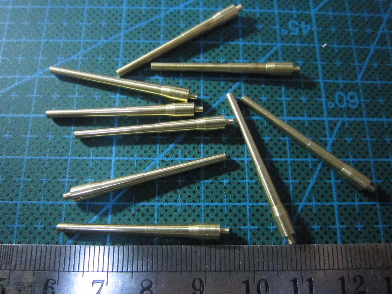 【龙兴模型】l10025 1:350 二战美国海军406mm舰炮金属炮管(9只)