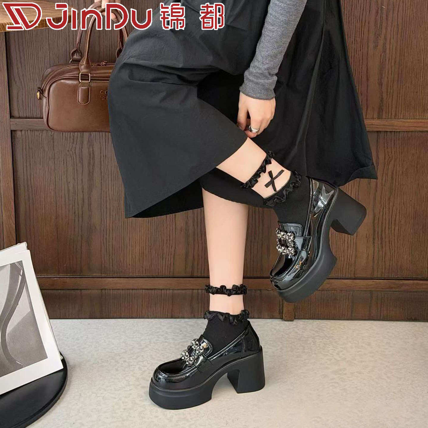 锦都英伦风乐福鞋女2026新款秋粗跟厚底一脚蹬水钻小个子增高单鞋