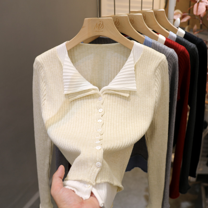 时髦翻领单排扣修身短款针织衫