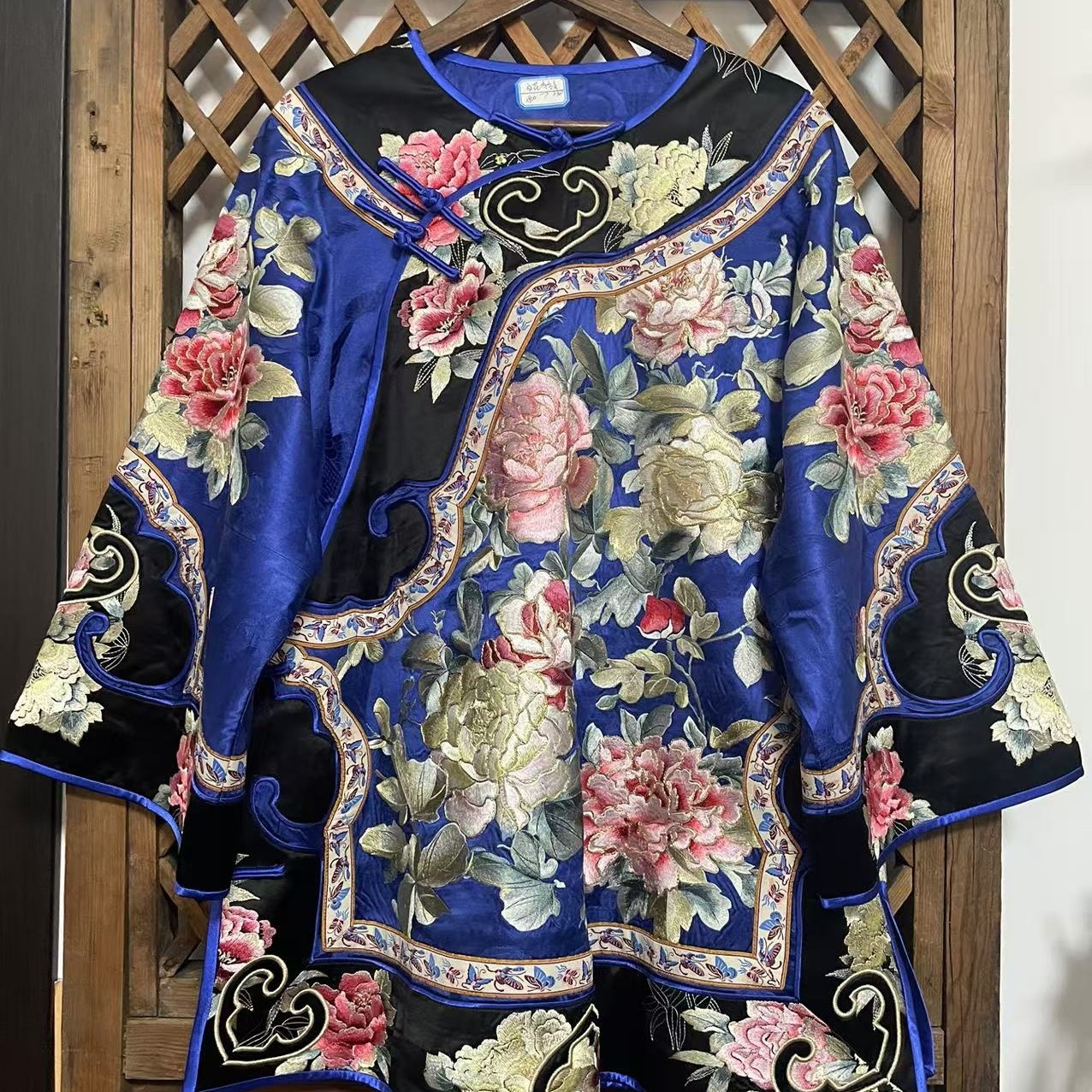 瑜玥传琦新款原创香云纱百花齐放重工刺绣斜襟中长款太太服复古