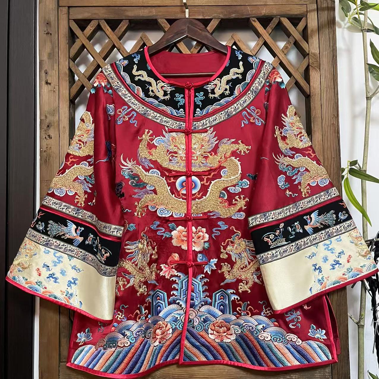 原创中式国风重工刺绣斜襟盘扣