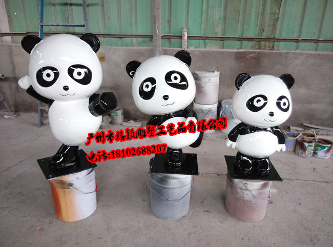 广州市格颖雕塑工艺品有限公司专业雕塑艺术二十载，承接大中小型个性化定制雕塑工艺品摆件、工程或实用性产品。大量产品模具、大型现货展示场地、丰富工程案例，欢迎来图来样定制，免费服务热线:400-623-6861 业务手机:18102688207