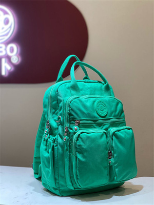 博卜双肩包女高级感上档次高颜值多口袋旅游背包时尚休闲牛津布包