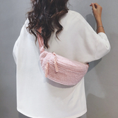 高级感粉色毛呢胸包女士2026冬季 新款 休闲斜挎包手机腰包单肩背包