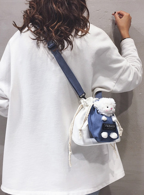 可爱小羊帆布斜挎包包包女学生新款单肩包日系ins少女水桶小包潮