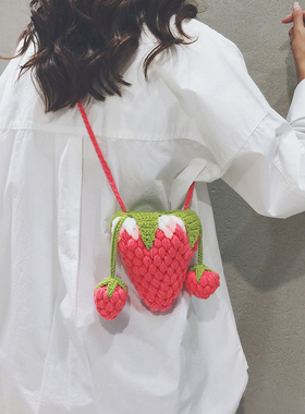 原创小众草莓包包女2025秋冬新款毛线针织包少女儿童可爱斜挎小包