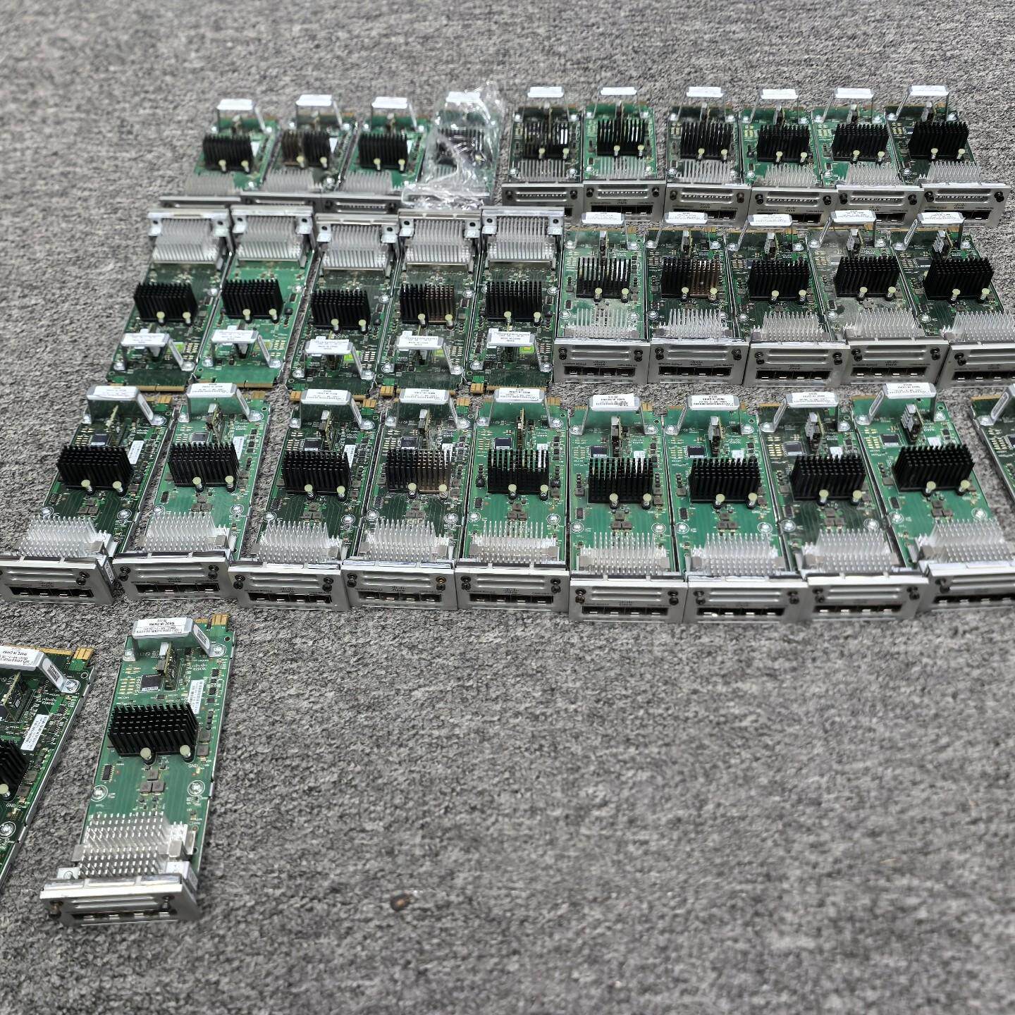 CISCO C3850-NM-4-10G 光口扩展卡适用