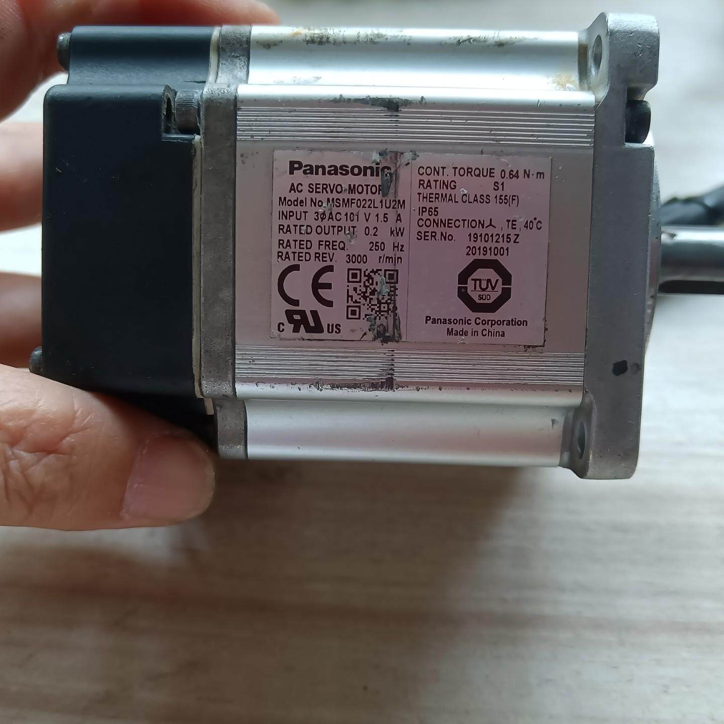 A6伺服电机 MSMF022L1U2M 200瓦 实物图