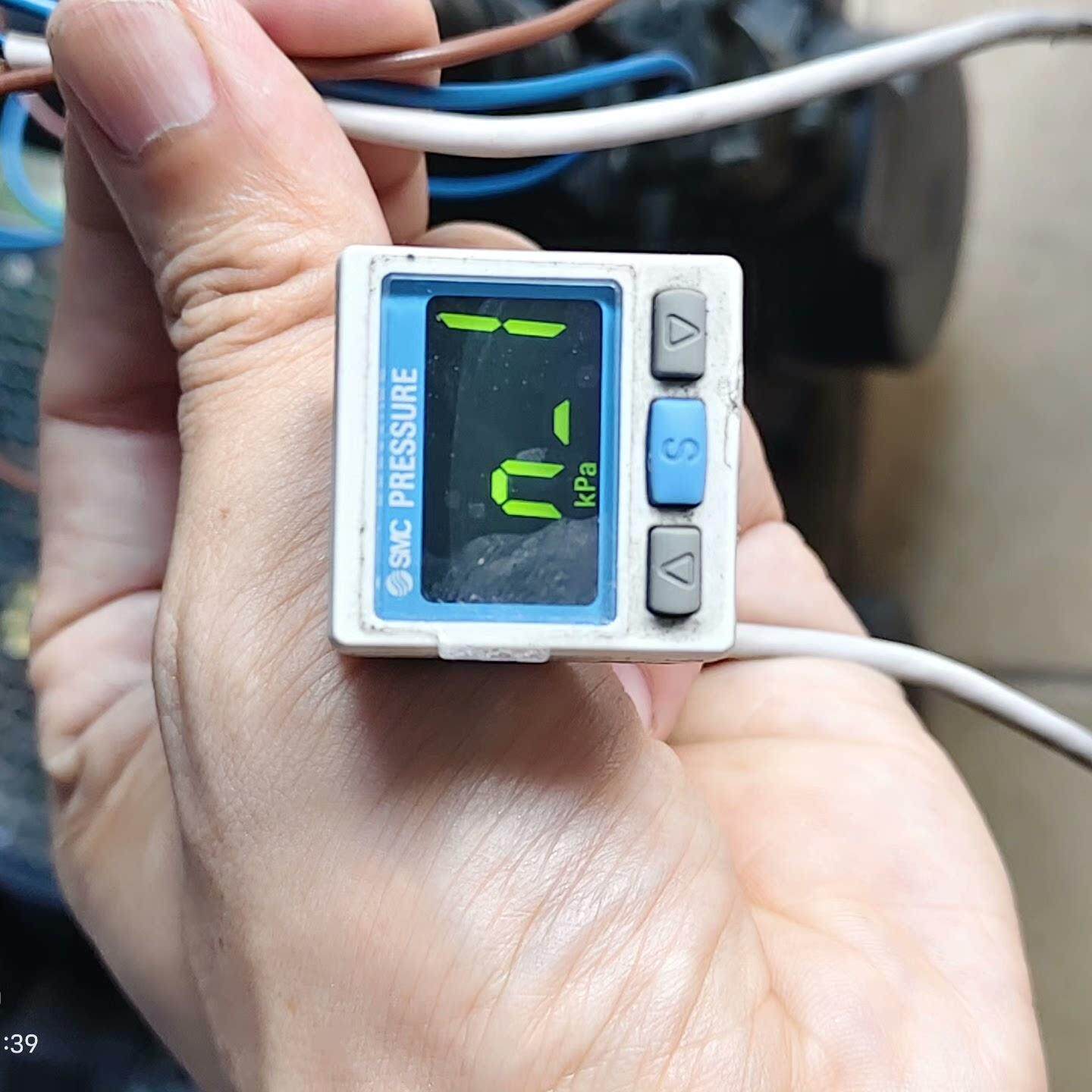 数显压力开关 型号ZSE30A-01-N-M 0/-1