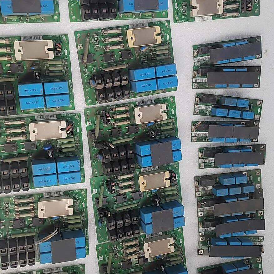 出售Danfoss 变频器相关配件 型号包括FC-302P3