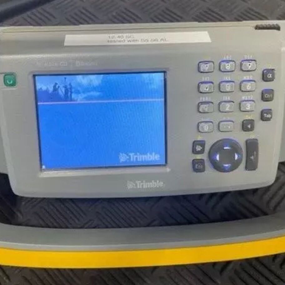 Trimble TCU控制单元 带测量控制12.46 带机器