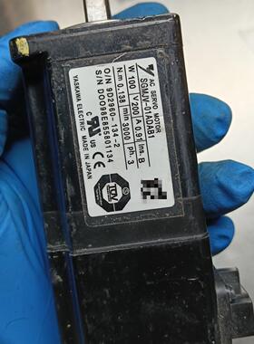安川伺服电机SGMJV-01ADAB1 100W 图片实物拍