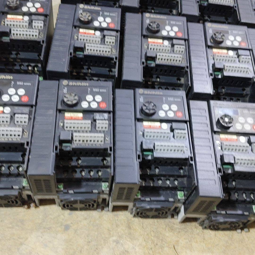 SS2-043-5.5K士林变频器 拆机实物图 功能测试