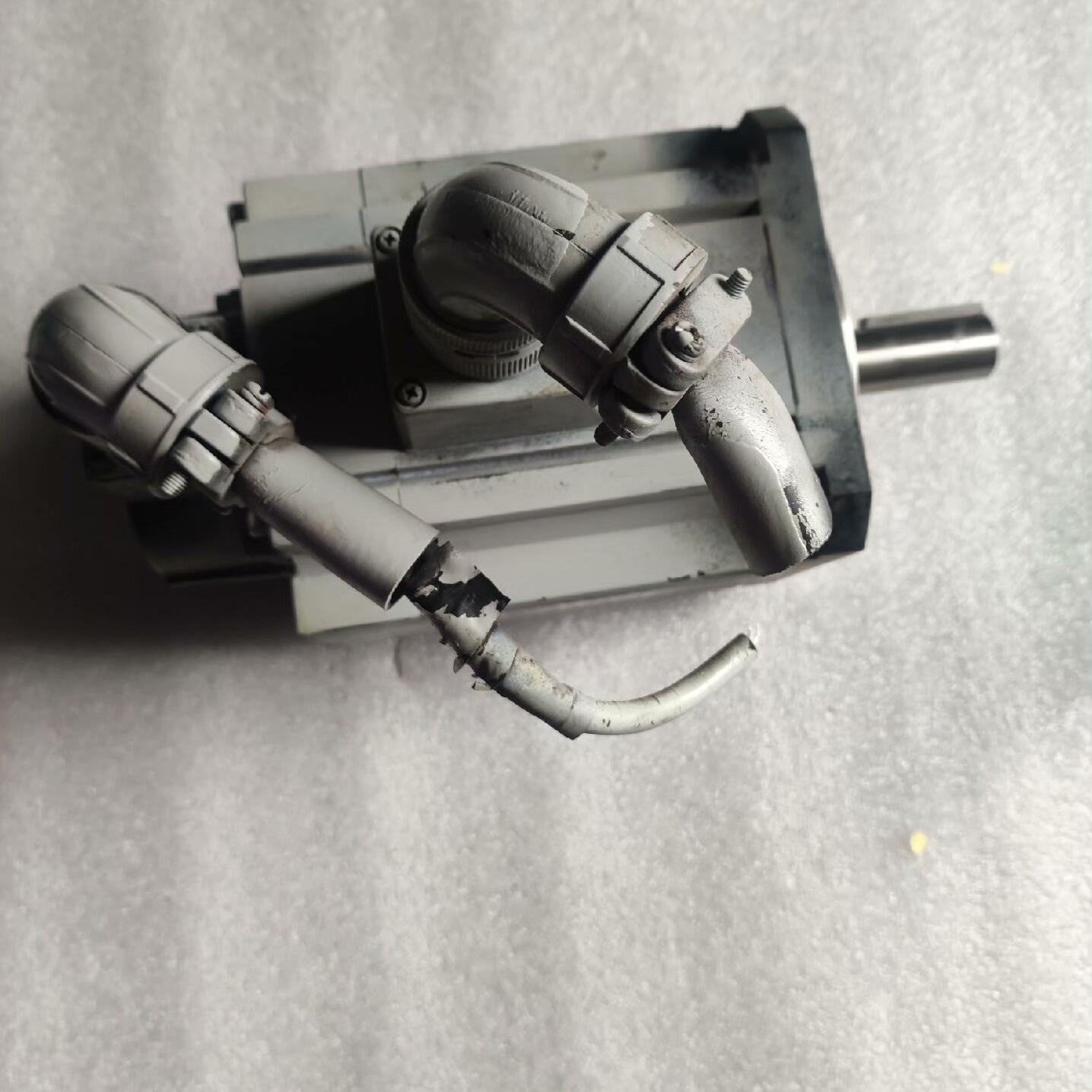 电机 MHME102SCHM 1.0KW 拆机包好 实物