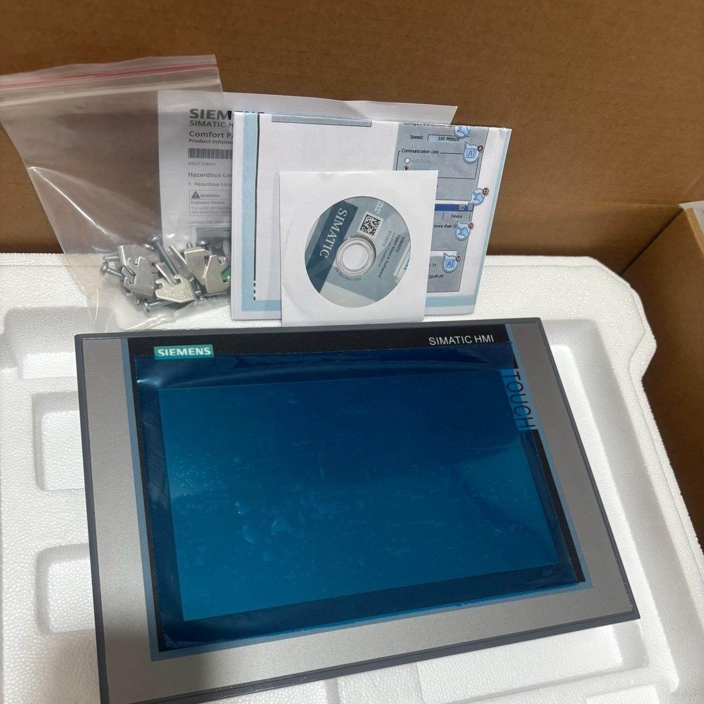 6AV2124-0JC01-0AX0 99充新 配件齐全