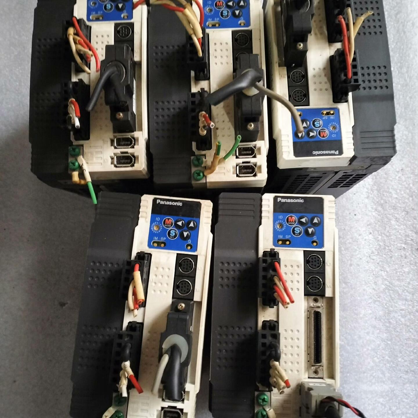 驱动器MDDDT5540L01功能正常 实物图拍 不