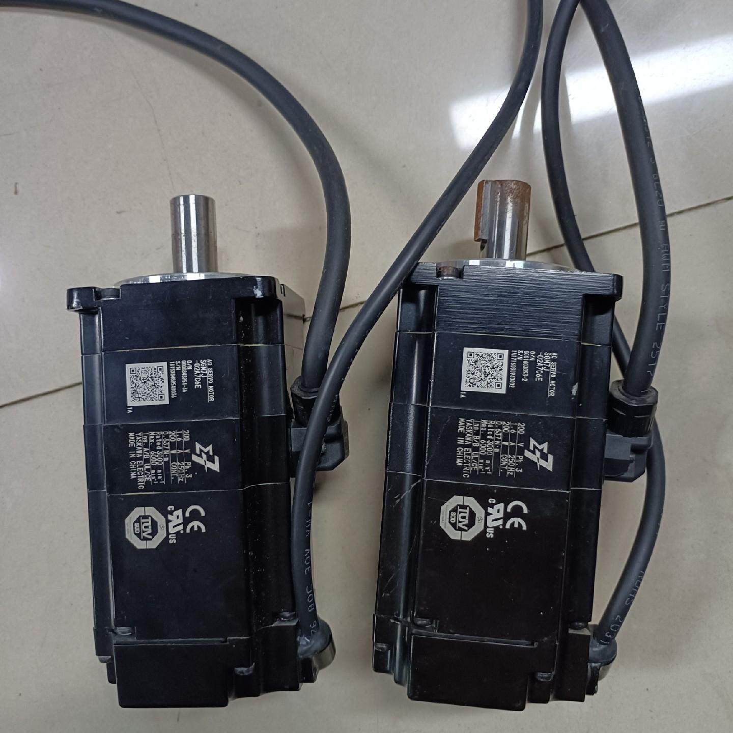 安川7系 SGM7J-02A7C6E 200W绝对值带刹车伺