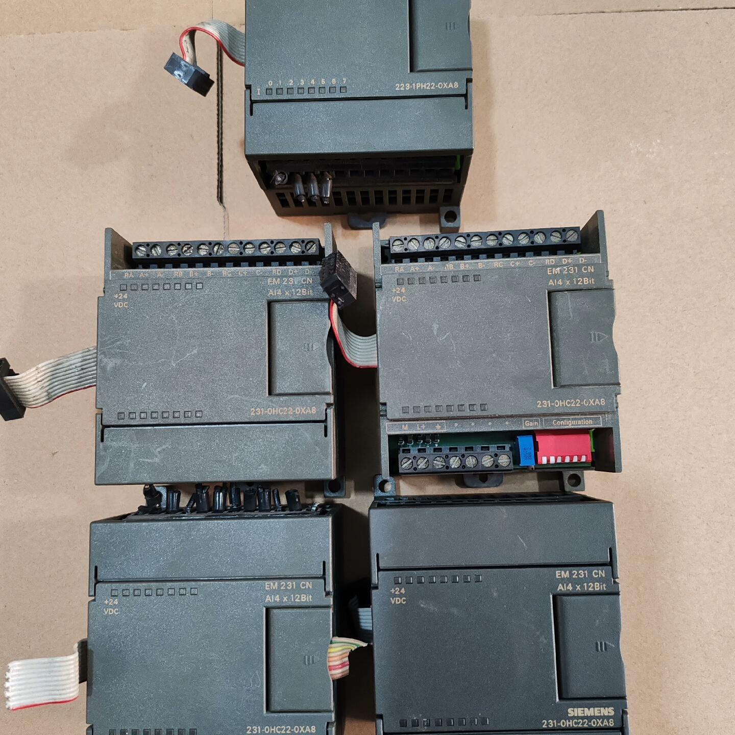 PLC模块6ES7 223-1PH22-0XA8/