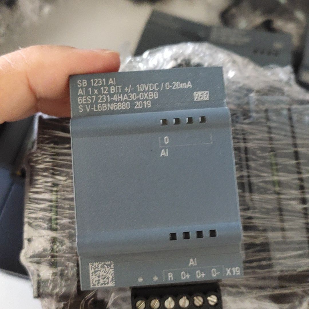 SB1231 AI模块 型号6ES7 231-4HA3