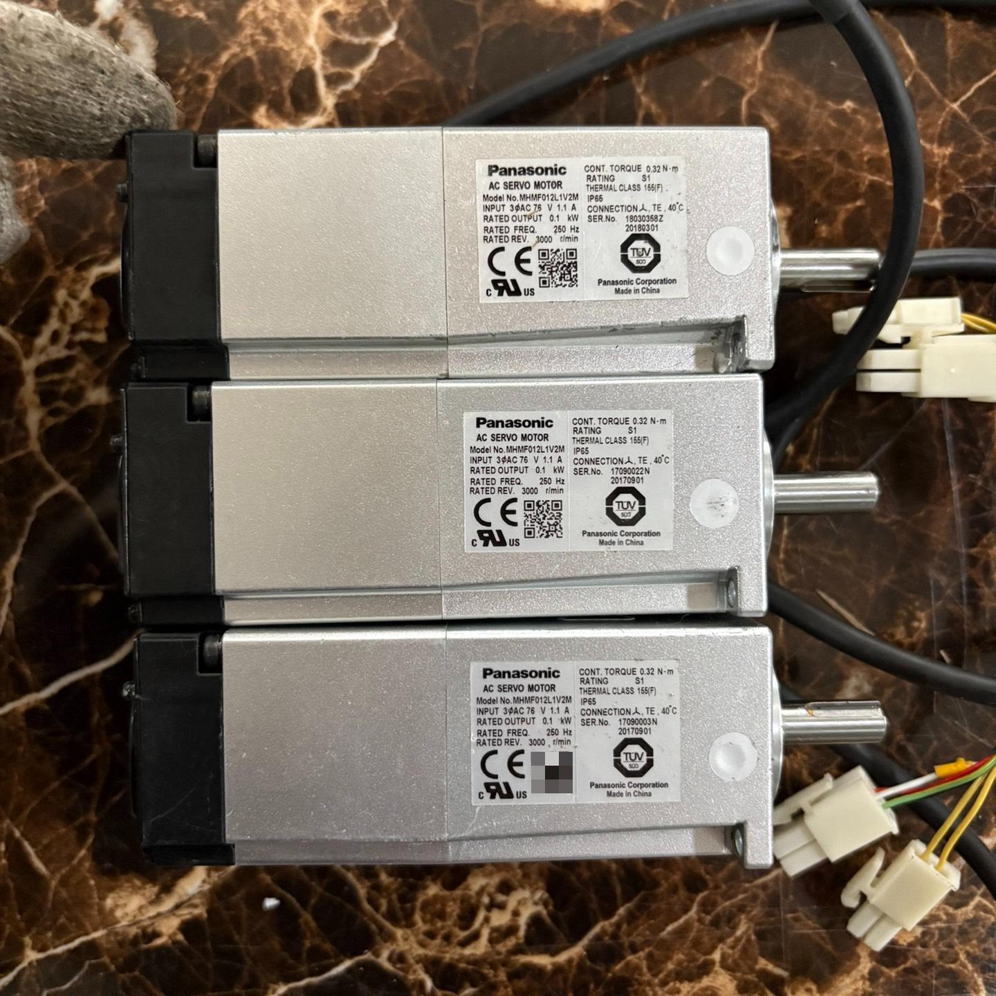 A6 MHMF012L1V2M 100W带刹车伺服电机