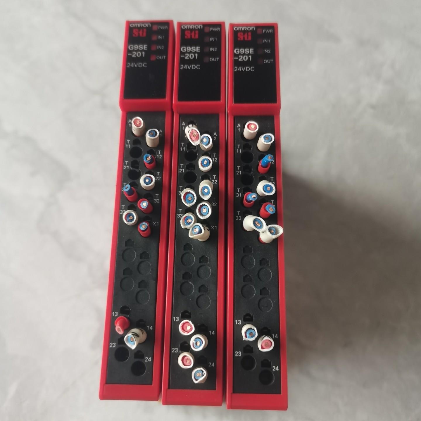 安全继电器G9SE-201拆机 成色如图所示