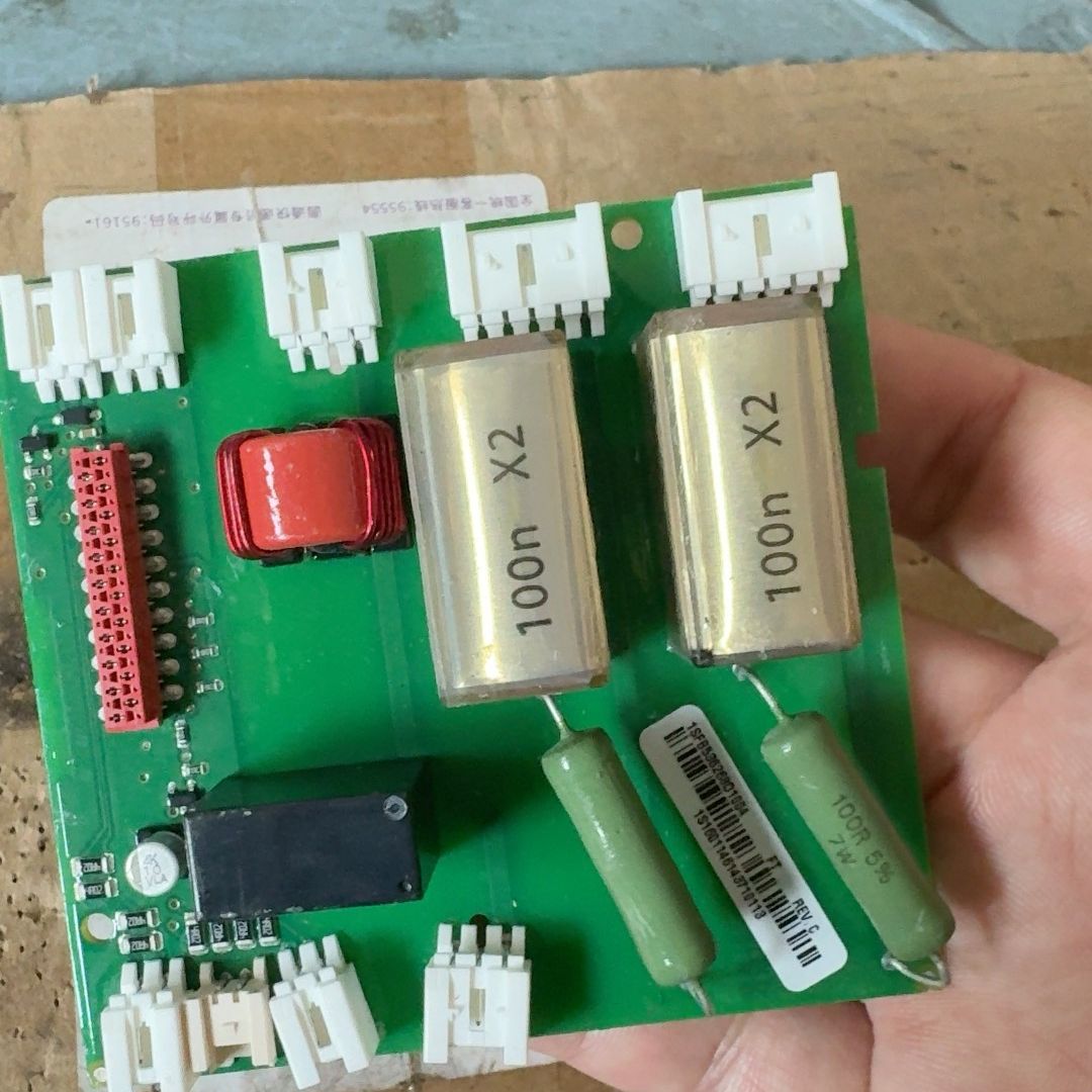 软启动器 pse210-600-70  驱动板 包好