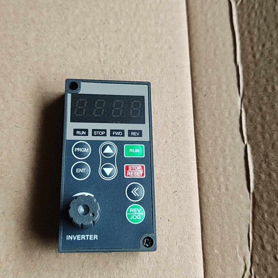 三晶变频器操作面板  SAJ  800B  2.2KW  拆