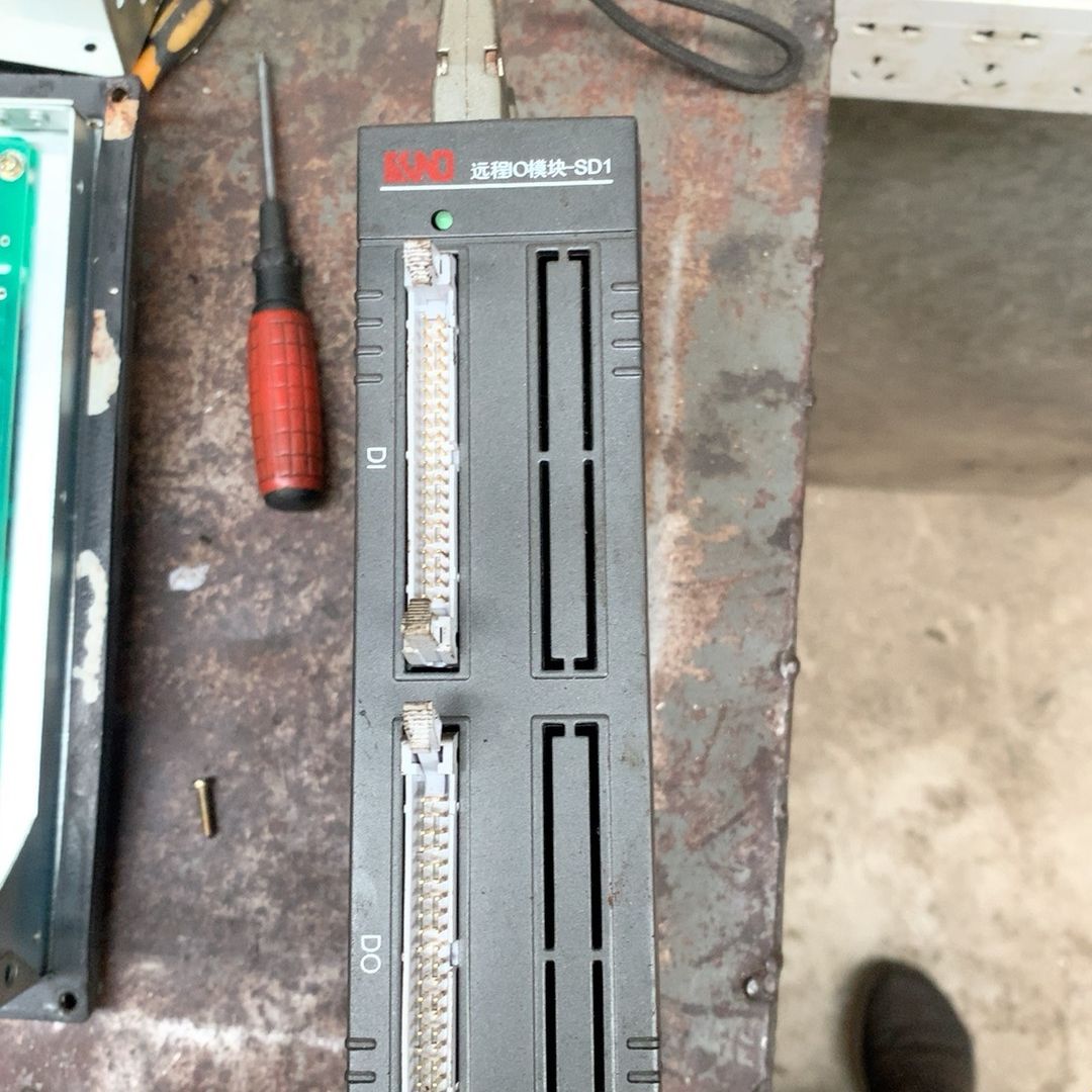 凯恩帝远程IO模块-SD1拆机