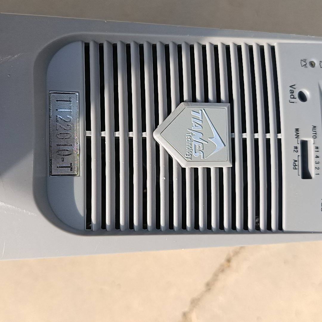 秒杀TL-22010-T直流屏电源模块拆机 实物拍摄 甩