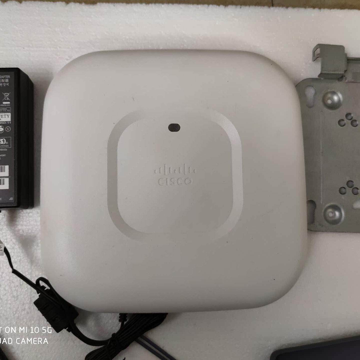 AIR-CAP2702I-H-K9普通路由器 成色好 瘦