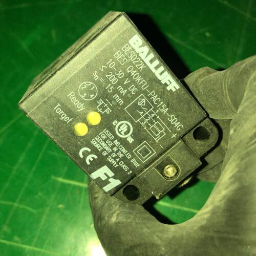 巴鲁夫接近开关BES022K 型号BES Q40KFU-PA