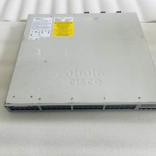 Cisco C9300L-48P-4X-E交换机 4