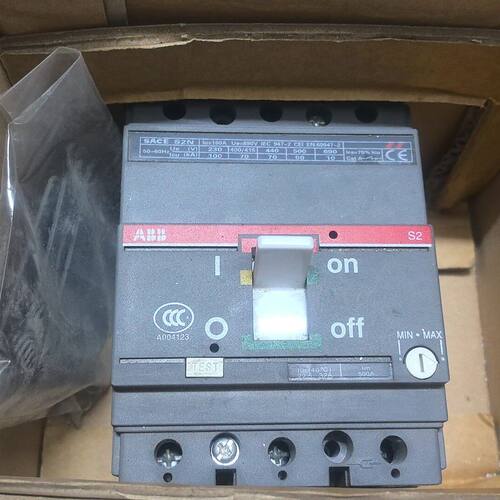塑壳断路器S2N160 R32 3PF FC 型号1S