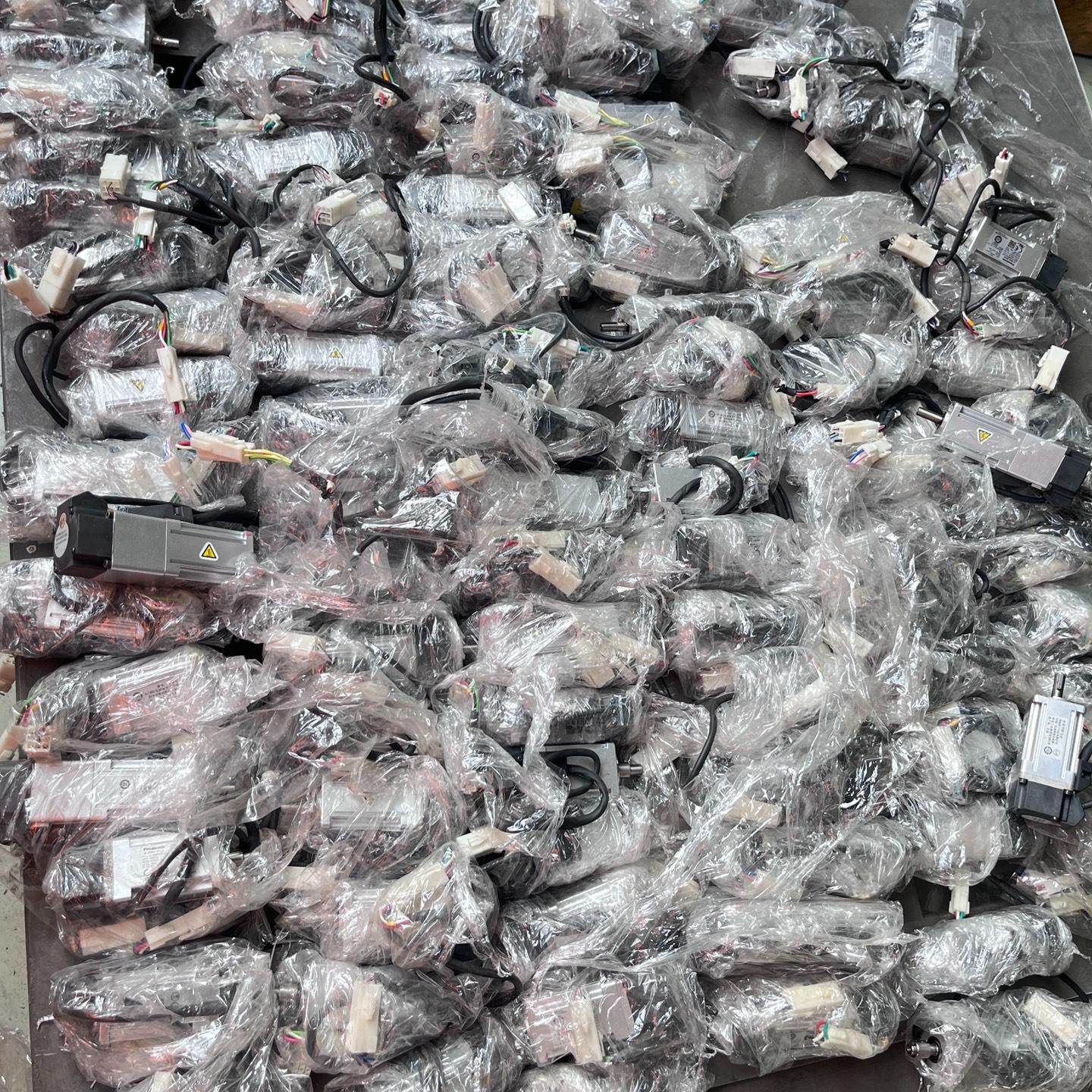 伺服电机MSMF012L1U2M MSMF012L1V2